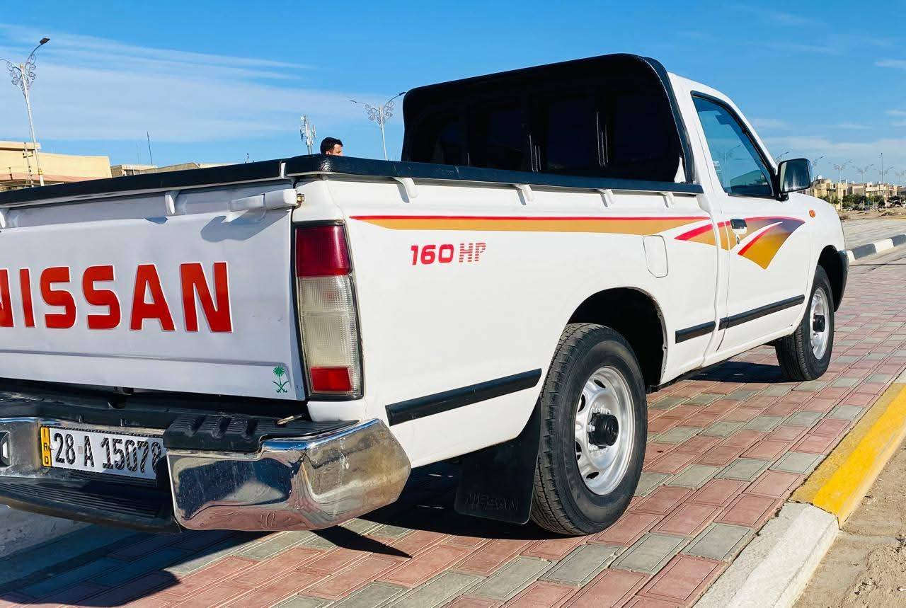 السعر 97 الاستفسار *********** بيكم نيسان شبوط تك قماره 2013السياره بيهه جاملغ امامي صبغ  والباقي مكفول كفاله عامه مكينه وكير مكفولات كفاله عامه حداديه تخم تايرجاهزه السياره جديده بمعنه الكلمه جاهزه العمل رقم نكليزي بسمنه مشروع وطني سنويه2029مكان السياره كربلاء
