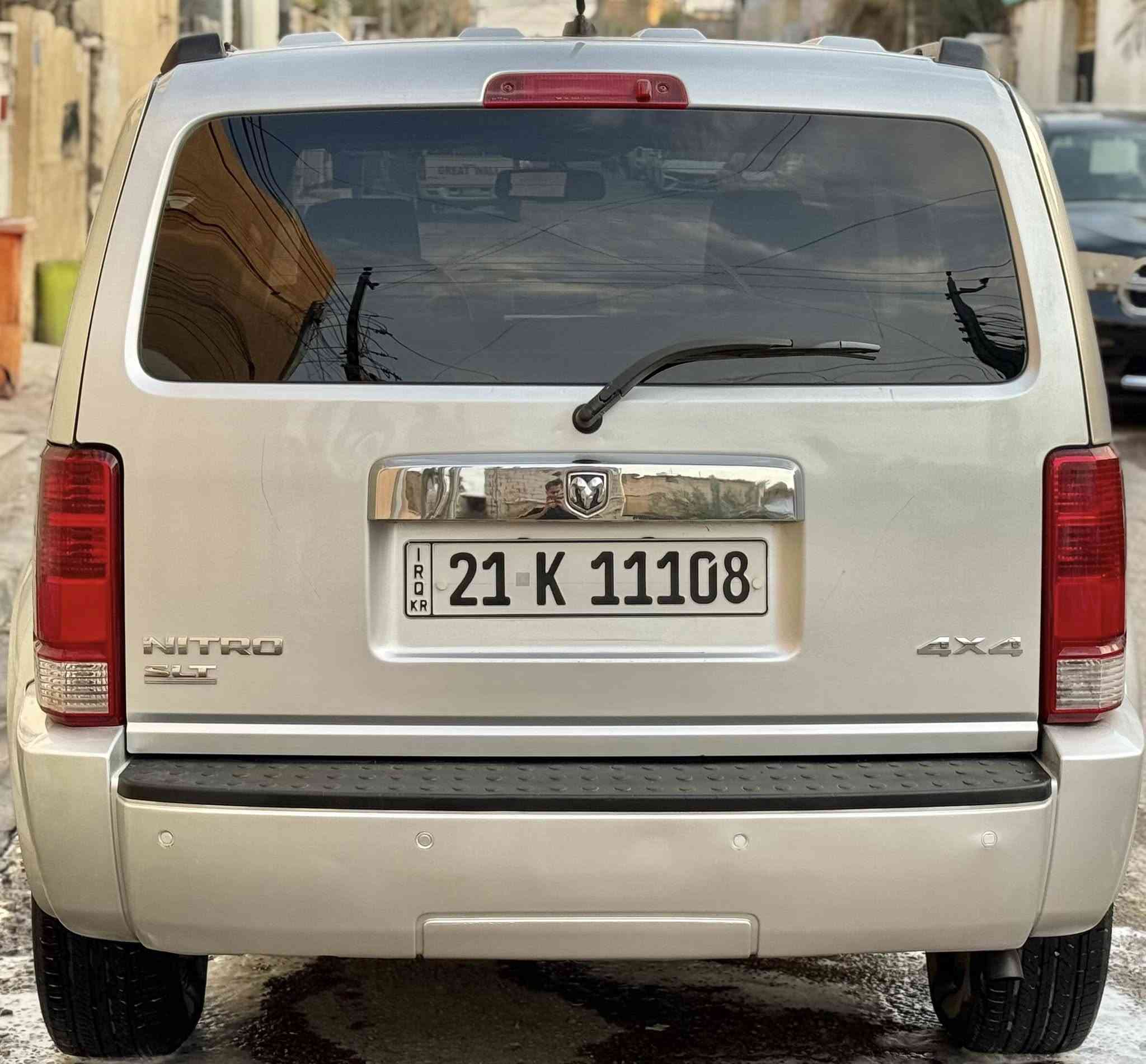 السلام عليكم للبيع دوج نترو موديل 2008 وارد كندي كفالة عامة صبغ ضربة تبديل فتح مكينة وكير بل كارتون برغي ما مفتوح بيهاا حجم المحرك 6سلندر 3700 مكفول حدادية وتخم تاير كلة جديد تدفئة وتبريد شغال السيارة تحكم ستيرن اربع جهات كروز سرعة رقم سليمانية الدولي بأسمي سنوية 2029 هزة 2027 سيارة بلادية على وضع الشركة وجاهزة برغي ما بيها نقص  .

_______________________________________

العنوان :البصرة الامن الداخلي .

السعر : 96 وبيها مجال 

للأستفسارالأتصال:***********
