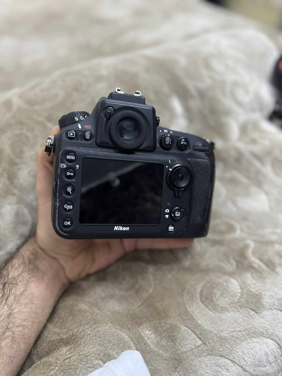بديات نيكون D800 _ فول فريم _ عدد ٣

نضافة ٩٠ ٪؜ _ استعمال قليل جدا _ سعر الواحد ٧٥٠ الف

للاستفسار الاتصال على الرقم / ***********
