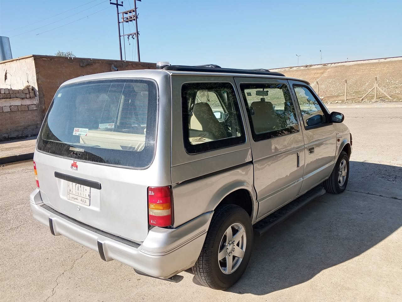 سلام عليكم کلايزر موديل 95 رقم كركوك مشروع وطني لحد 27 کير محرك شرط صدر شرط سياره غرفتها حيل حلو السياره جاهزه بدون ضربه تعليقات ما اجاوب شراي يخابر ***********... سعر 41 بي مجال مكان كركوك 🌹👍
