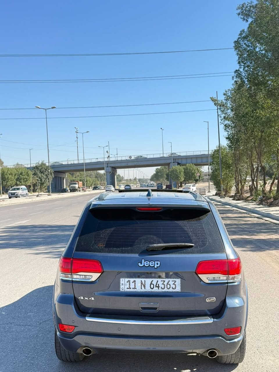 سلام عليكم هاي الحلوه للبيع                                     جيب2020 اوفرلاند مكفول كفاله عامه جديده                                                 ماشيه72 سياره جديده عله وضع شركه
فوول موصفات جكات كشنات خزن تدفئه كشنات بنوراما 
بصمه دخول ذكي شاشه 
بعده موصفات اوفرلاند هوايي ومعروفه 
سياره بسمي رقم بغداد تحويل ثاني يوم 
*********** اي شي بخدمتكم اخوتي
سعره 295 وبيه مجال للطيبين
