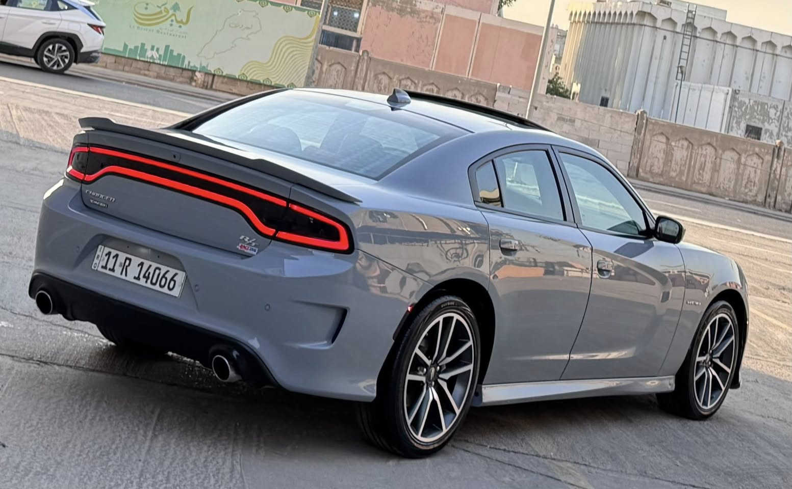 بيع او مراوس ❤️❤️
" للبيع المميزة بموديلها " 
دوج جارجر ارتي بلاص RT MAX SUPER TRACK PACK
المحرك 8 سلندر RT MAX الموديل  2022🔥

اعلى مواصفات بالارتي 

الموديل : 2022

⭕️ السيارة حادثة حلو. وموجود صورة وسونار خشوم جاملغات اماميه قطعتين صبغ 
 
المواصفات :   فوللل 
المكينة 5700 V8 
* لايت LED . متغير
* تشغيل عن بعد .  
نقاط عمياء
رادرات جانبية
فتحه سقف 
* شاشة كبيرة قياس 8.4 أنج اوپشنات كاملة

مري تعتيم
كشنات وستيرن تدفئة 
كشنات كهرباء حضن 

كزوز دبات بلاد 

سياره عليه تفريغ مع ولف حماوه  مع برمجه  🔥 

⭕️ السيارة الف دينار متصرف عليها كامله مكملة ومكفوله من كلشي تخم تايرات جديد وياباني شرط  صدر جديد دسكات كلها جدد وكلها وكالة اصلي 

⚔️ السيارة باسمي تحويل ثاني يوم  هزة جديد ورقم دولي
 واني حاضر ⚔️

السعر 218 $$ومااكو بهيج نضافه بموديلها بهيج سعر ❤️❤️
 والله يرزق الجميع 
للاستفسار *********** 
مكاني بغداد العامريه

