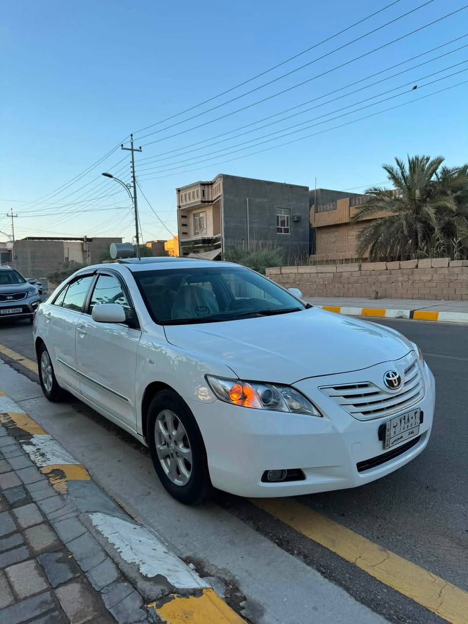السلام عليكم
للبيع كامري ٢٠٠٨ خليجي GLX

مواصفات 

فتحة سقف بردة خلفية كهرباء حساسات خلفية 

كشن كهرباء ستحكمات ستيرن كروز سرعة 

سيارة مسويلها ادامة كاملة منضومة تبريد جديد 

فريز جديد صدر امامي خلفي كلة كلة جديد نفضتة 

نفض باتري جديد تايرات مبدلهن تخم مال بالة 

دوشمة داخل جديدة تدفئة شغالة سيارة حلوة وما 

بيها اي نقص لايتات عالي وناصي كلة زنون حتة لبروجكتر

سيارة بيها صبغ جاملغ امامي يمين وبيها هلالات الجاملغ الخلفي سيارة بدون شاصي ولا دواخل ونصبتها حيل حلوة

مكان السيارة الانبار فلوجة بيع فقط بدون مرواس

السعر ١٠٨ وبيها مجال 

رقمي ***********
