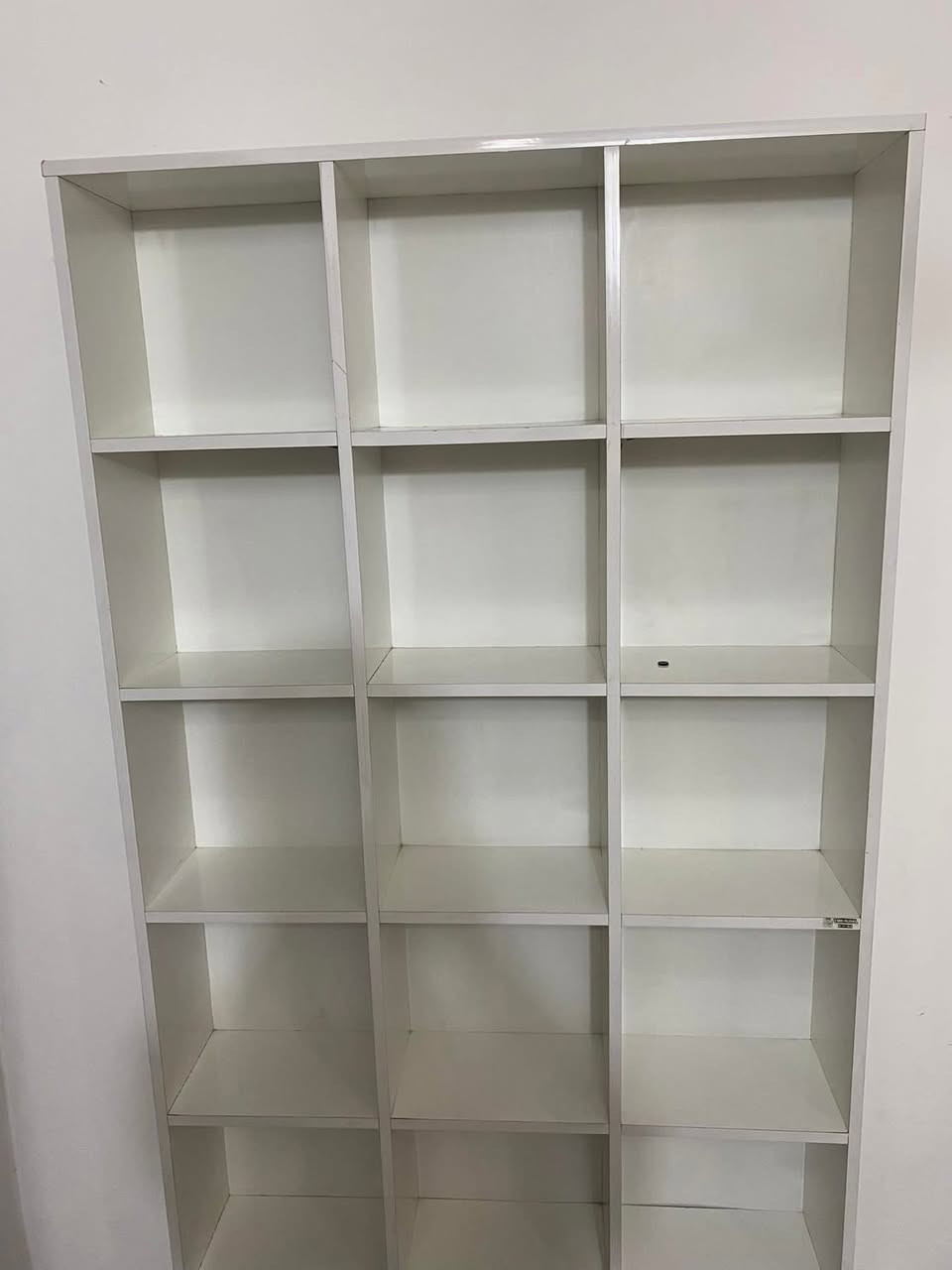 السلام عليكم، مكتبة للبيع، السعر 120 الف.
الابعاد :
الطول:220. العرض:100. العمق:20.
المكان بغداد، للتواصل اكثر خاص


**إذا كنت صاحب هذا الإعلان وتريد حذفه لأي سبب، رجاءا أرسل رسالة إلى الدعم الفني**