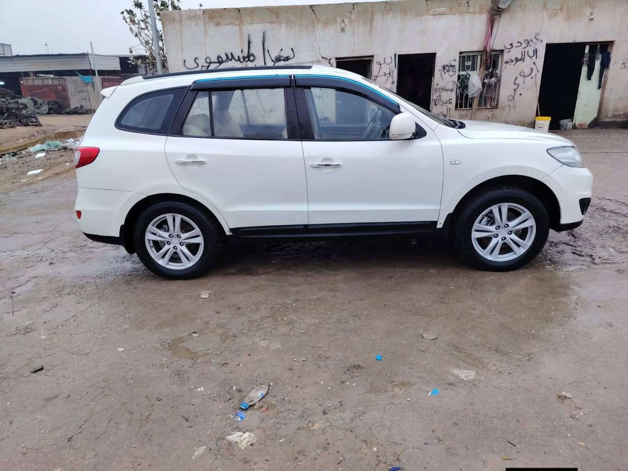 سلام عليكم ورحمة الله سنتافي 2009 رقم دولي صار يومين من رقمة سياره خير من الله مكينه 6 سلندر فور يول تبريد ثلج حداديه خير من الله كهربائيات كلهه شغاله ابيع حزام  سعر 95 مكاني ديوانيه ما متواجد عل فيس بوك ***********
