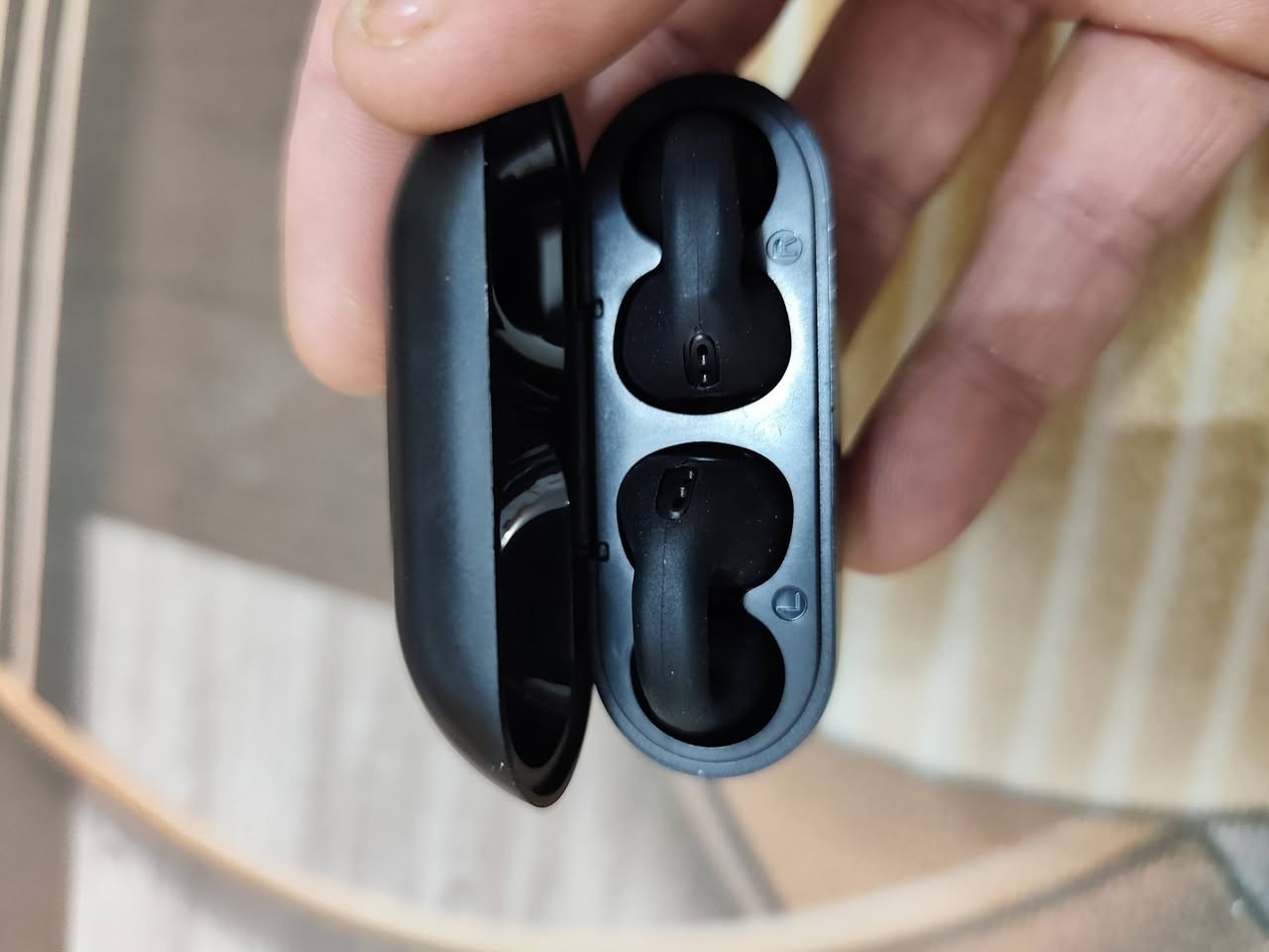 ايربود ترجيه قطعه راقيه جداً باله بدون كارتون شرط جديد توصيل موجود


**إذا كنت صاحب هذا الإعلان وتريد حذفه لأي سبب، رجاءا أرسل رسالة إلى الدعم الفني**