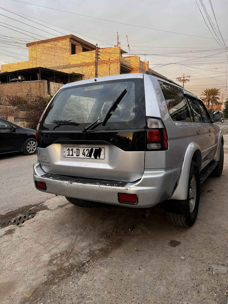 ناتيفيا 2006
محرك مجفت درجة اولى محرك 3000 
كير كفالة تخم تاير جديد 
دوشمة جديدة بطارية جديدة
كفالة عامة من الصبغ عدى البارد قليل 
رقم بغداد دولي تحويل ثاني يوم 
المكان :بغداد الكرخ البياع/واسط الصويرة 
السعر 92$ قابل للتفاوض 
للاستفسار:***********
***********
