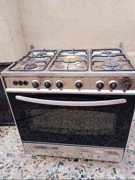 سلام عليكم وياكم ورشه زياد تصليح الطباخات تنظيف مداخن صيانة افران كافه انواع الطباخات في بغداد متواجد 24 ساعه هاذه رقمي*********** وتساب يجي خاص دلل
