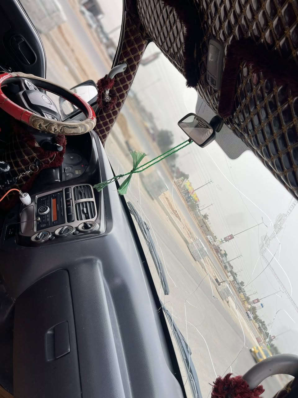 كيه بنكو موديل 2013 رقم واسط كير مكينه اكسن تخم تاير حداديه كله جديد السياره مصبرغه عام جماليه بيها اقل الشبر بل ربع فقط السياره مال جناي ما ناقصها برغي خير من الله مداور نفس اليوم بسمي السياره احلا من الصوره بعد مكان نجف خان النص السعر 97 وبيها مجال ‭0773 716 9556‬
