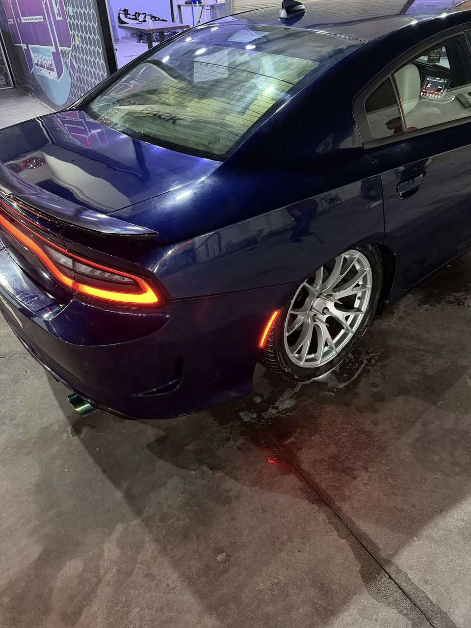 سلام عليكم 
rt5700

جارجر موديل 2017
رقم بغداد معوقين وصايره حره  تحولها كبل صير بسمك

حادث بنيد وجاملق كنديه سياره  داخل حادث
وتغلفت ببي اف وشلع الصبغ من شلت ببي اف 
تصوير موجود رشيتها عام 
سياره عليها جوبلس s2 
ماناقصها شي سياره بس غرفتها بيضه وكشن السايق تعبان 
مكاني بصره  
***********
للبيع او مرواس  بسياره كوري
سعر 155 وبيها مجال  هيه وجوبلس
