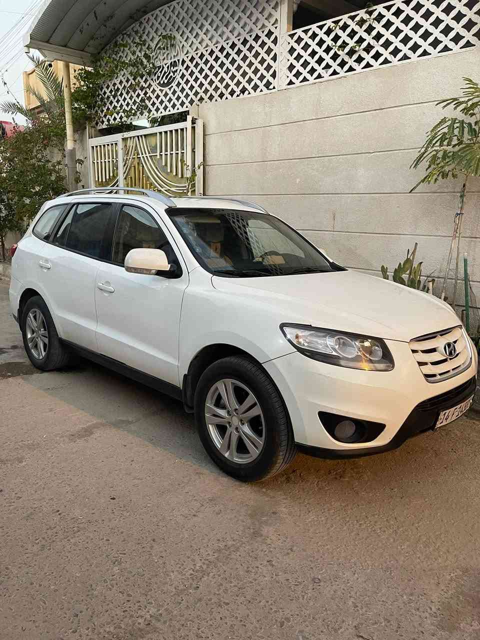 السلام عليكم سنتافي 12 خليجي
مبدل كازكيت قبل ثلاث سنوات السياره يوجد بيها اماكن معجون وصبغ في باب الصدر والصندوق الخلفي اثر ستوته السياره رقم بصره باسمي تحويل ثاني يوم سنويه
نهايه 2027 المكان البصره القرنه الشرش السعر 135
وبيها مجال رقمي ***********
® إضافة وسائط
