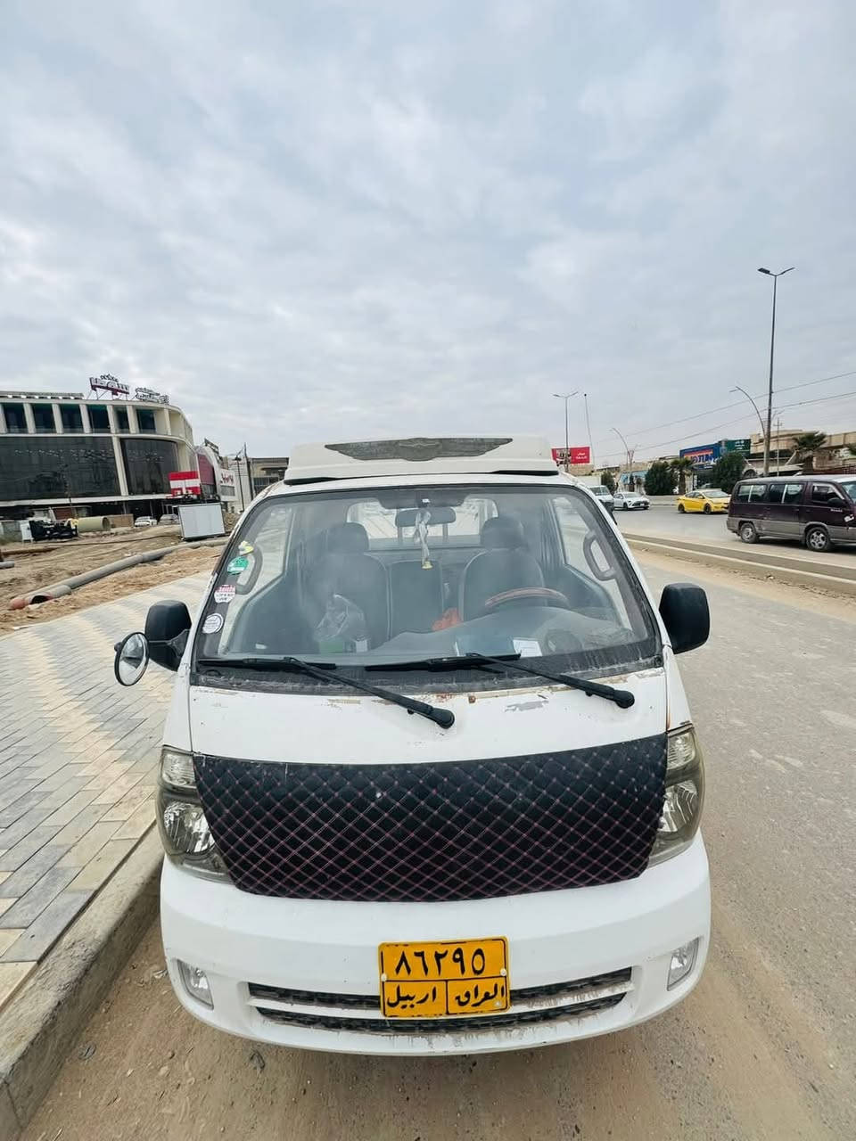 كيا بنكو 2700سياره جاهزه من كلشي رقم اربيل تريد تحويل تريد وكاله موديل 2010 تدفئه  كير مكينه جديده حداديه جديده كهربائيه جديده سياره مجهزه على اخر حبايه مال جناي السعر85 وبيه مجال مكاني بابل رقمي ***********
