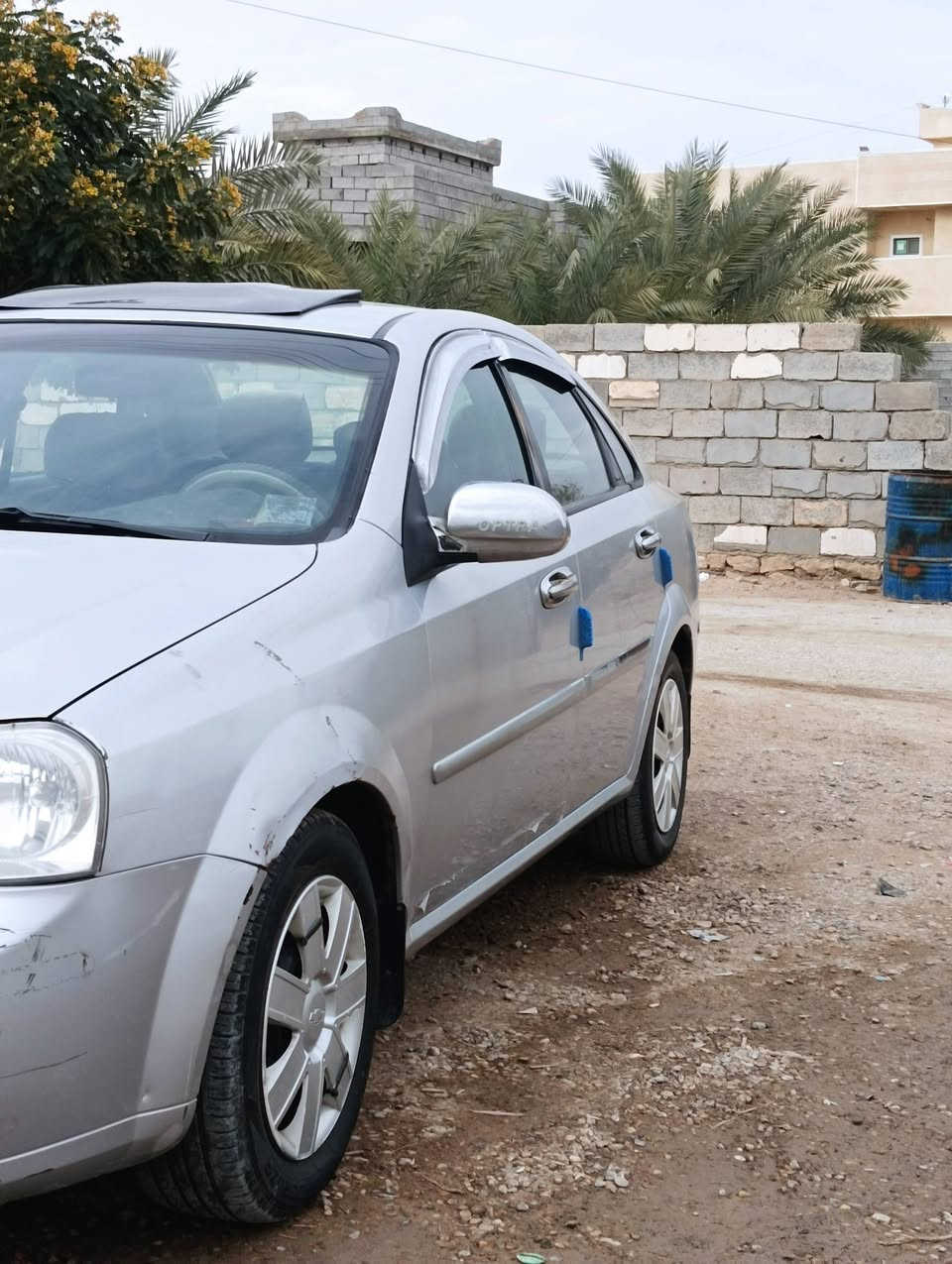 سلام عليكم فورنزه موديل 2008 محرك كير صدر تبريد تتفه السياره حيل نضيفه رقم انبار  مكان السياره الرمادي السعر 63وبيه ***********
