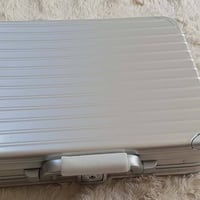 جنطة • قابل للتفاوض