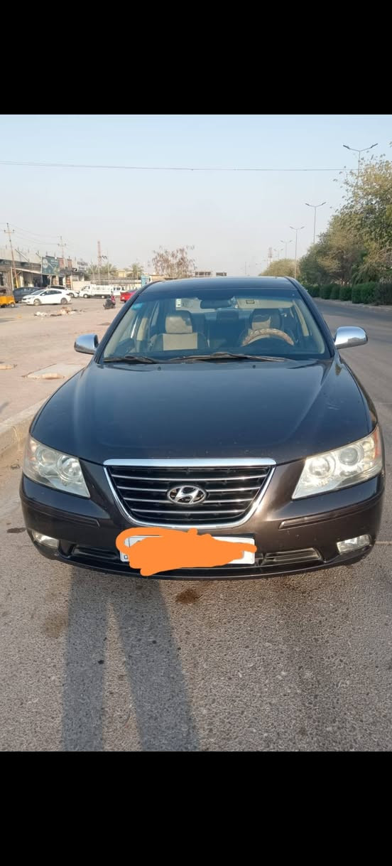 السلام عليكم سوناتا ٢٠٩ وارد أمريكي سياره مانقصه كلشي نضيفه ضربتهه باب فقط بدون دواخل رقم بغداد انكليزي  سعر ١١٠  رقم ***********
