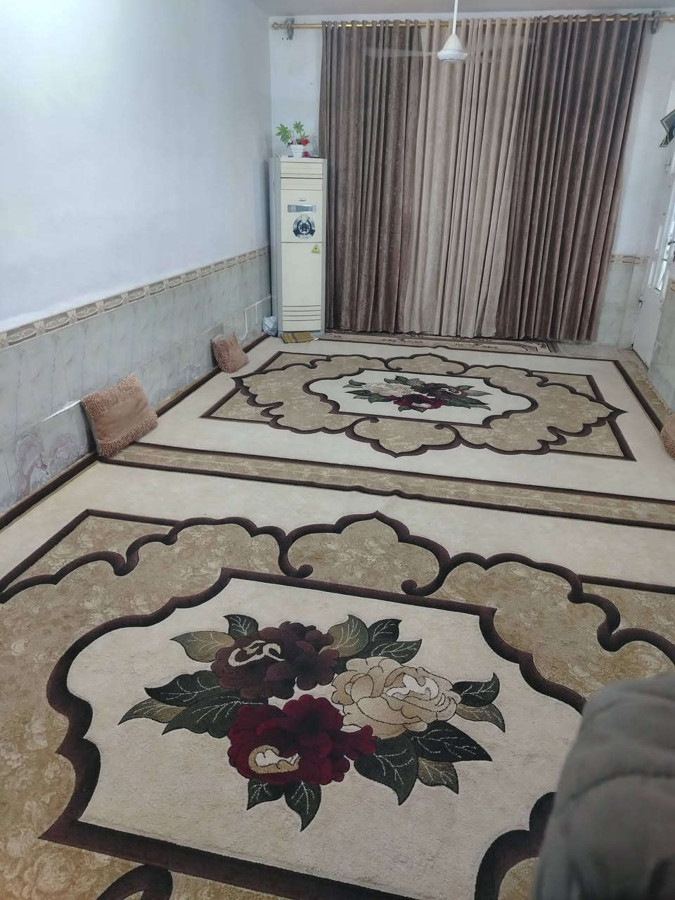 السلام عليكم
دار للبيع في الماجدية منطقة سيد جميل المساحة ٢٠٠ متر قريب على شارع ٢٠ و مقابل ساحه تصير حديقة او مدرسة مستقبلاً
للإستفسار الاتصال على الرقم ***********
