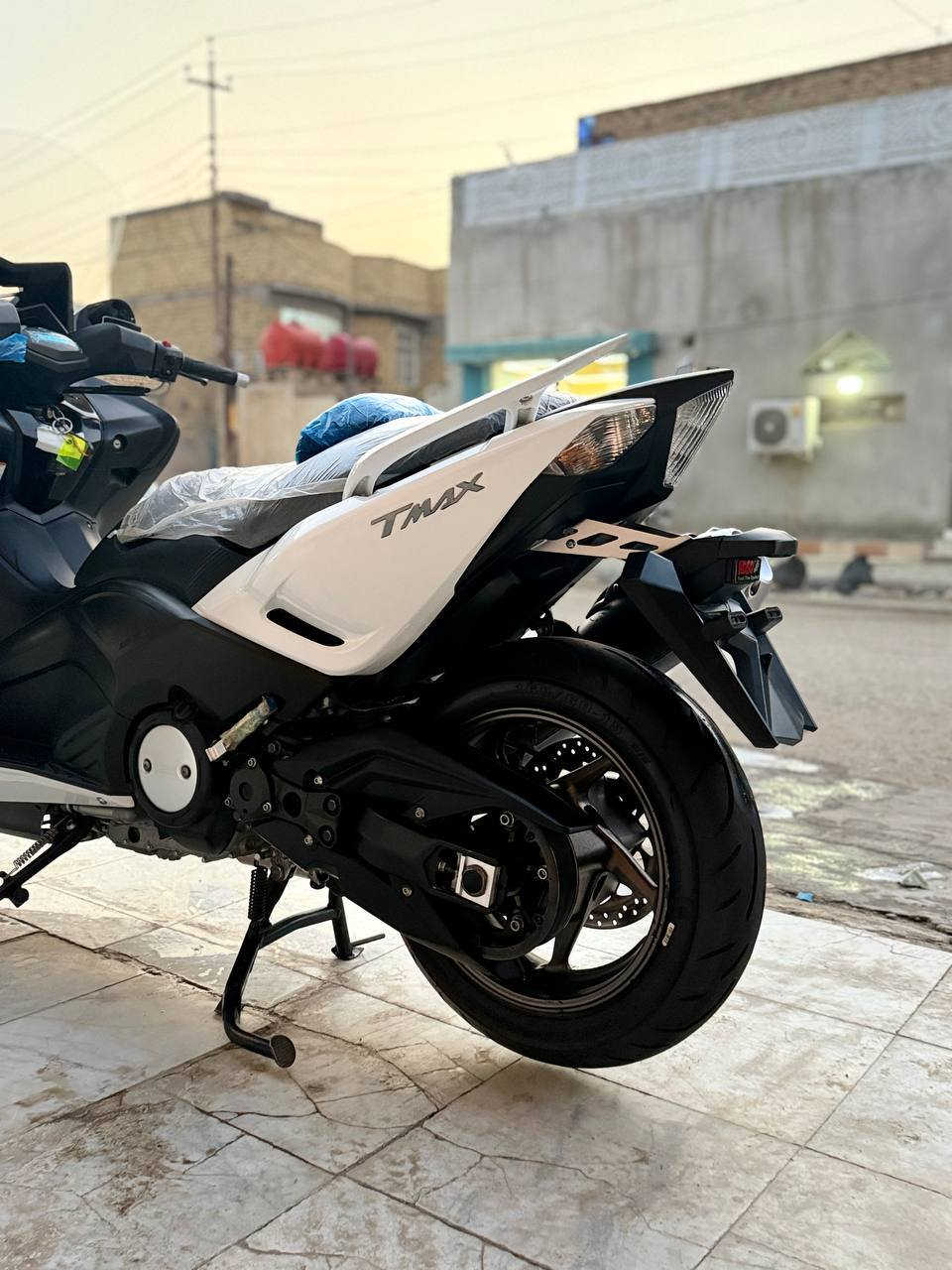 ابيض_TMAX14
دراجه ماشيه  23 الف
لون ابيض صدفي  
كفر +مكينه كفاله عامه جديده كلش
صور مزاد  3سوجاتـ
مكانه ناصريه مركز بصالحيه
سع ر    55ورقه
***********
