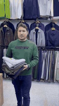 سلام عليكم زبائن مجمع احمد كريم 2
توفر بنطرون قماش تركي الكصه بوري شبابي 
القياس من 30 الى 38 السعر 15 الف دينار 
العنوان : الدوره سوق الاثوريين خلف مطعم الغنام 
للاستفسار : ***********
