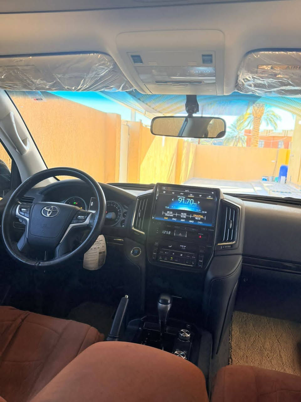 سلا عليكم
لاند كروز 

موديل 2020

بريم اصل 

ماشيه 73الف 

مكان السياره الانبار

باسمي السياره 

رقم الهاتف ***********

السعر 57
