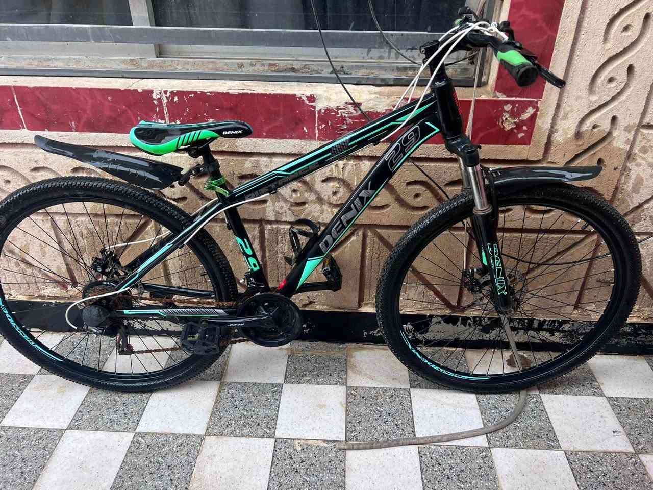 باسكل رياضي جديد مستخدم اقل من شهر  مابي اي نقص اشتريته ب150 الف
السعر المطلوب 100
***********
