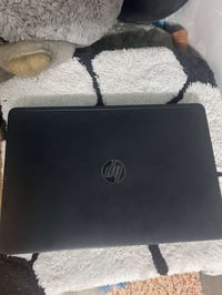 حاسبه hp للبيع نضيفه ما بيها اي نقص  2.50GHZ بسرعة Intel Core i5-4200M...