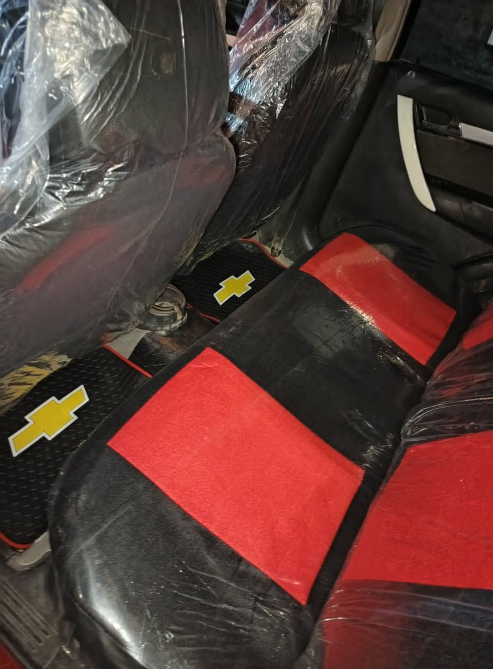 السلام عليكم
افيو 2011 اوتوماتيك مراوس براس الثور كصه قمارة او ربع او ملكة مناسبة مع كل شهر 3 ورقات وكافة الضمانات جاهزة 
مقدمة سيارتي او 50 ورقة الي يعجبك
سيارة متعوب عليها مال جناي
1-بصمة وتشغيل عن بعد وتشغل عن طريق الهاتف برنامج
2-جهاز انذار هورن واشارة
3-لايت زنون ثلجي اصلي
4-شاشه ايباد9 انج مع كامرة دوارة
5-غرفة ودوشمة جديدة
6منظومة سنتر اربعه بيبان وجنطة
7-داش كام اماي وخلفي
منظومة تبريد وتدفئة جديدة
راديتر ماء جديدة وماء زيتي شرط شهر ماتنزل ستكان
باتري جديد مع تخم تاير
بأسمي سنوي لل 2027 
عنواني نجف حي القادسية ***********
السعر 55 ورقة
