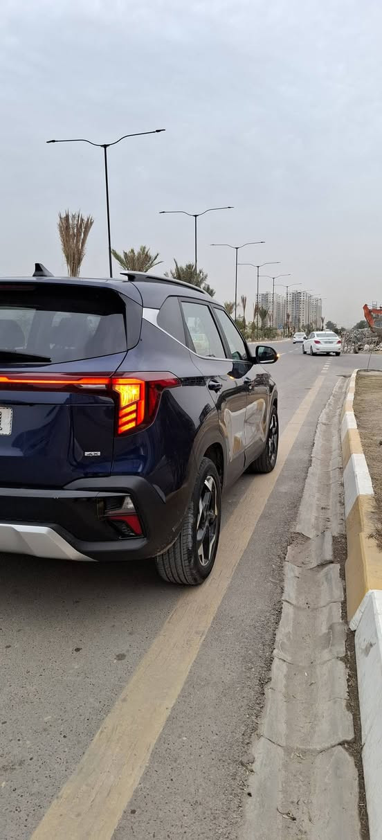 سلام عليكم سليتوز 2024 EX فول مواصفات 4×4
سياره جديده بمعنى الكلمه فول مواصفات 1/1
1بصمه +تشغيل عن بعد
2بصمه أبواب
3فتحه سقف
4كشنات جلد +حضن
5اتو ستارت
6رادار امامي للتوقيف ذاتي
7رادار جانبي
8تثبيت مسار
9كامره دواره
10شاشه كبيره متصله مع الدشبول تدعم جميع البرامج
11 اومر صوتيه
12مثبت سرعه
13اطفاء ذاتي
14ايربكات محيطيه 
15لايت ايل دي 
16ويل كاب تيتانيو 
17اشاير مري
18بك لايت ال اي دي متصل
19حساسات ضغط الاطارت 
20كشن كهرباء
21 فور ويل 
22 نشره ضوئية داخليه متغيره
23 انظمه قياده 
24شحن وايرلس
25نقاط عمياء
26ثيمات شاشه
27كشنات تدفئه 
28تبريد قطعتين
29منافذ شحن تابسي خلفي
بيه مواصفات بعد هوواي سياره مكينه 2000دوش سياره تجي شوف بعينك احلي من صور الله شاهد رقيب سياره ماشيه 6000الف كيلو يعني اخت زيرو حادثه امريكه مرفوق ويه صور بيه جاملغ مصبوغ بنيد ربع منه هم مصبوغ باب هم ربع مصبوغ بدون دواخل ايريك بس ستيران طاك بقيه سياره مكفوله كفاله عامه العنوان بغداد حي جهاد السعر185بيه مجال حك جيه رقم الهاتف ***********
