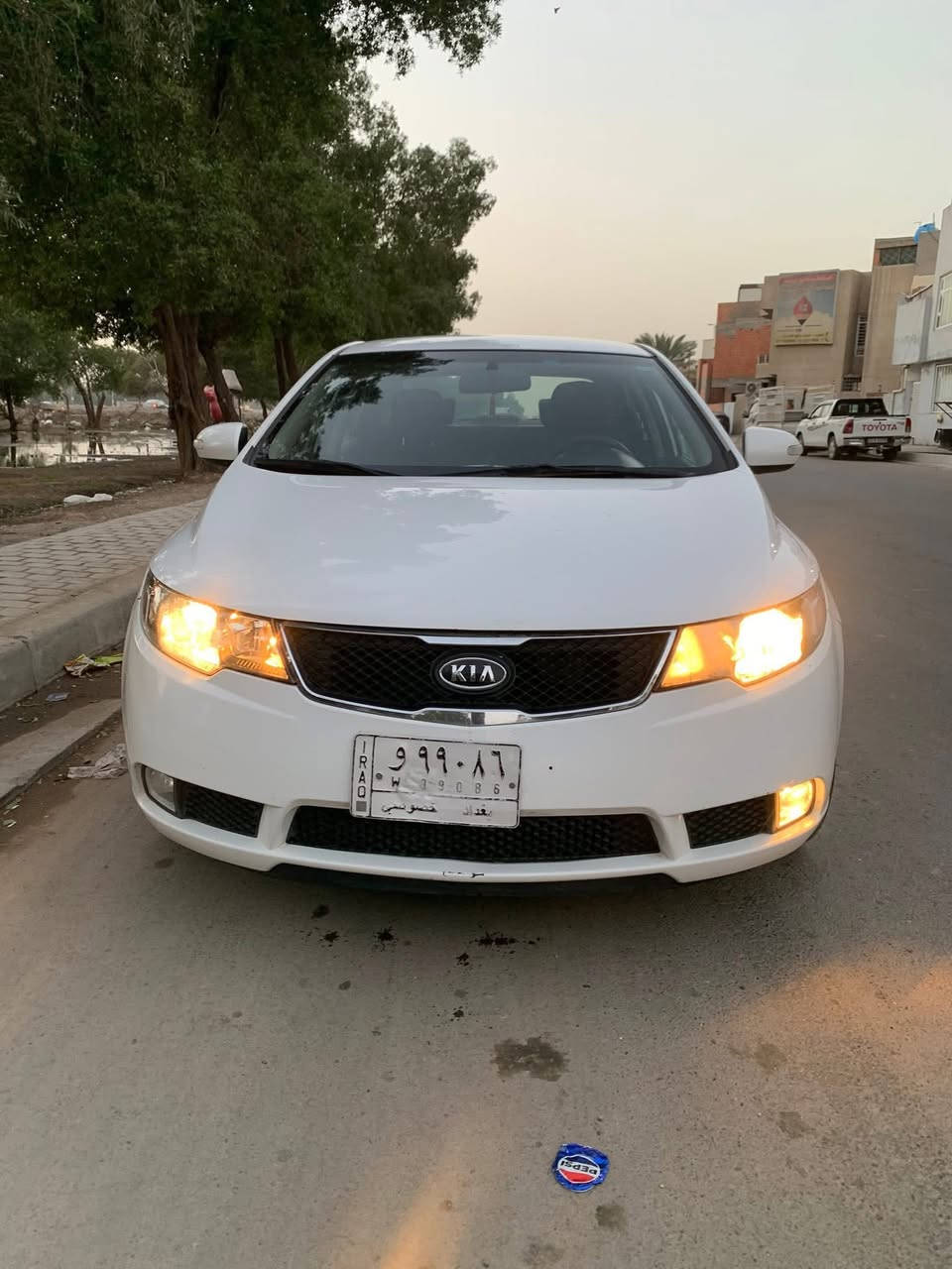 السلام عليكم سيارة سيراتو 2010 ماشية 90 الف كليو مو ميل السيارة خليجي داخل لونين رقم بغداد مكفولة من الصبغ والبديل مكفولة كشر ومكينة وكير شرط مكاني بغداد الامين الثانية رقمي*********** السعر 110
