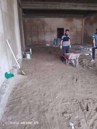 / يوجد كادر عمل جاهز  تصعيد مواد  / تنضيف بيوت  / تفليش  / تكشيط  / دف...