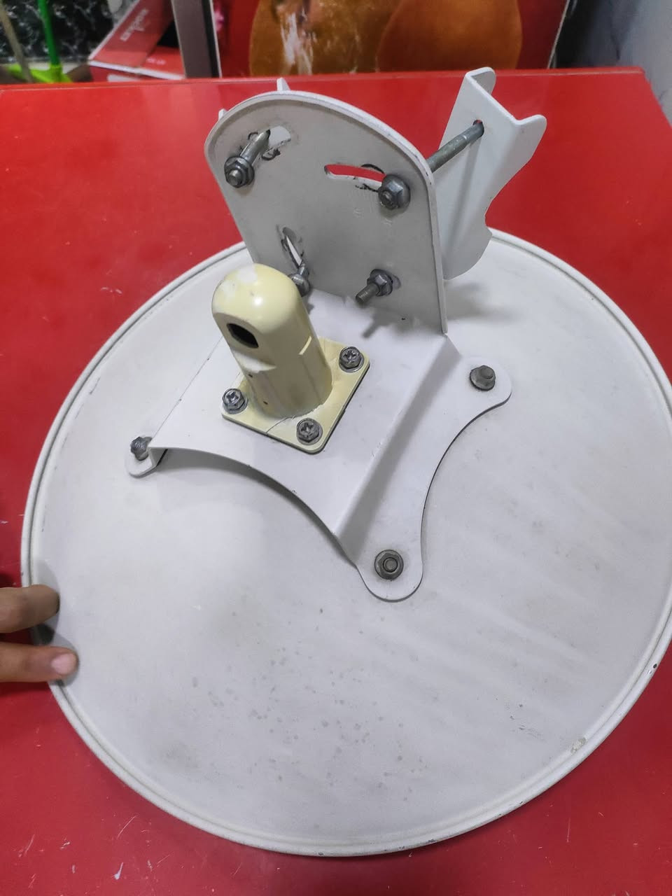 السلام عليكم شباب عندي صحن  نت بهل شكل مال بيت شغال بس متروك حوفت علضوئي وتاركة سعرة60


**إذا كنت صاحب هذا الإعلان وتريد حذفه لأي سبب، رجاءا أرسل رسالة إلى الدعم الفني**