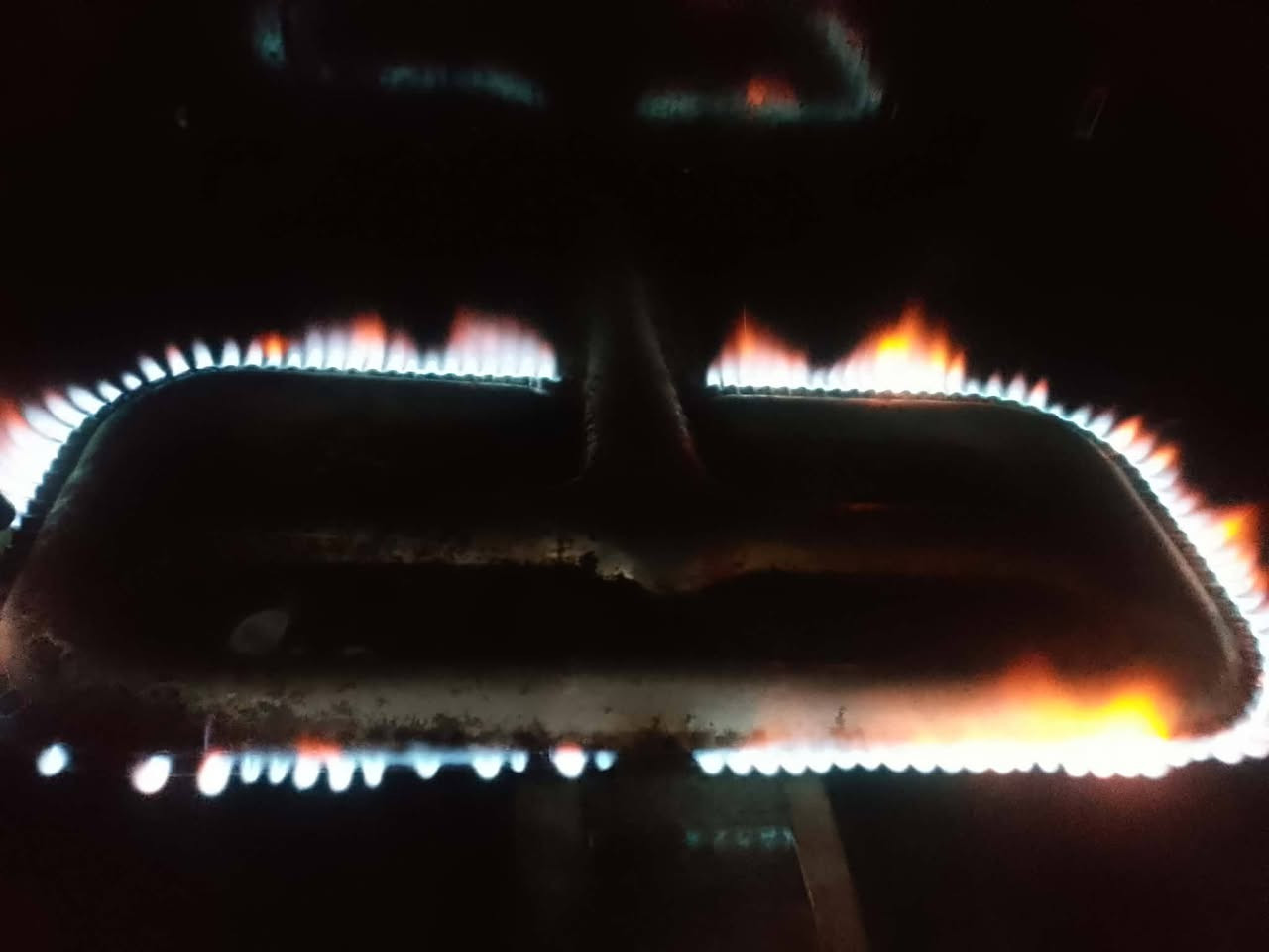 طباخ للبيع خمس عيون نضيف وشغال سعر 120 وبي مجال


**إذا كنت صاحب هذا الإعلان وتريد حذفه لأي سبب، رجاءا أرسل رسالة إلى الدعم الفني**