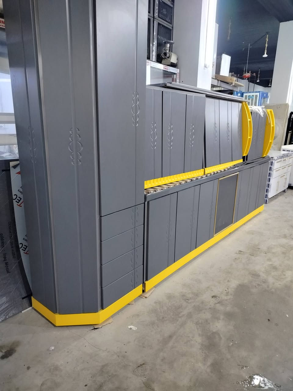 كاونتر 5قطع جديد فصال تركي عنوان الموصل حي الوليد هاتف *********** مرمر حراري +مرمر جداري قياس ٤متر بدون سنك مطبخ بارد مواد ثقيل
