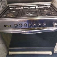 طباخ • نظيف جداً • للبيع