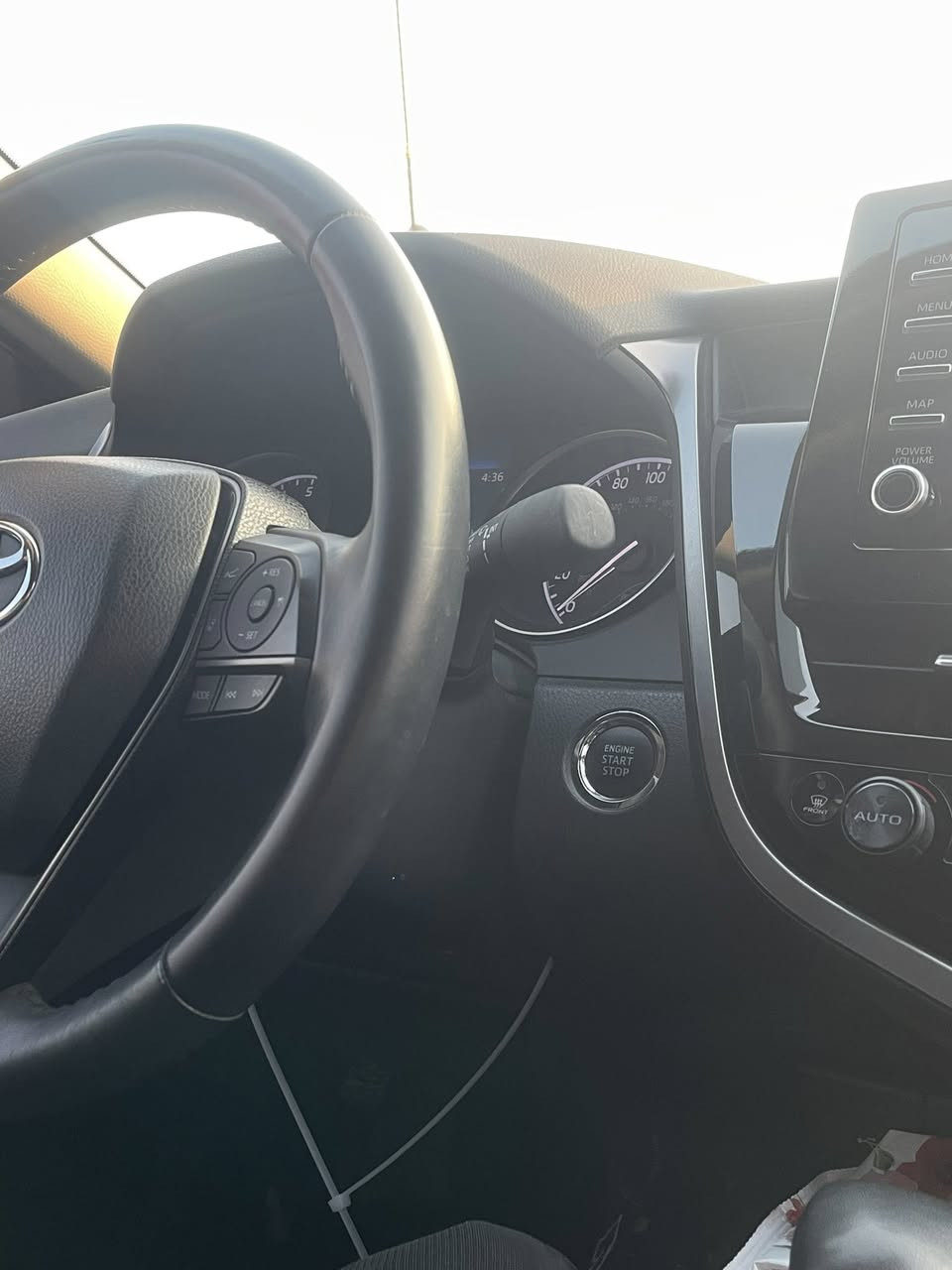 السلام عليكم 
تويتا كامري seبلاك 
موديل 2024 
ماشيه 12 الف مايل وقابله للزياده 
بصمه تشغيل
تشغيل عن بعد + اطفاء  
بصمه ابواب 
رادار امامي 
رادار جانبي 
نقط عمياء
اشاره مري 
تحديد مسار 
شفتات استيرن 
كرسي كهرباء 
كرسي جلد 
كروز سرعه 
انضمه قياده 
داعمه جي بي اس خرائط 
وبعد مواصفات ال se البلاك معروفه 
ضرر السياره تبديل بنيد فقط بدون بارد بدون تكحيل 
بدون ايرباك السياره كلش حلوه وناعمه 
مكان السياره صلاح الدين /سامراء 

‭0771 843 9309‬ اتصال + واتساب 
*********** واتساب فقط 
السعر 198$$ وبي مجال بسيط
