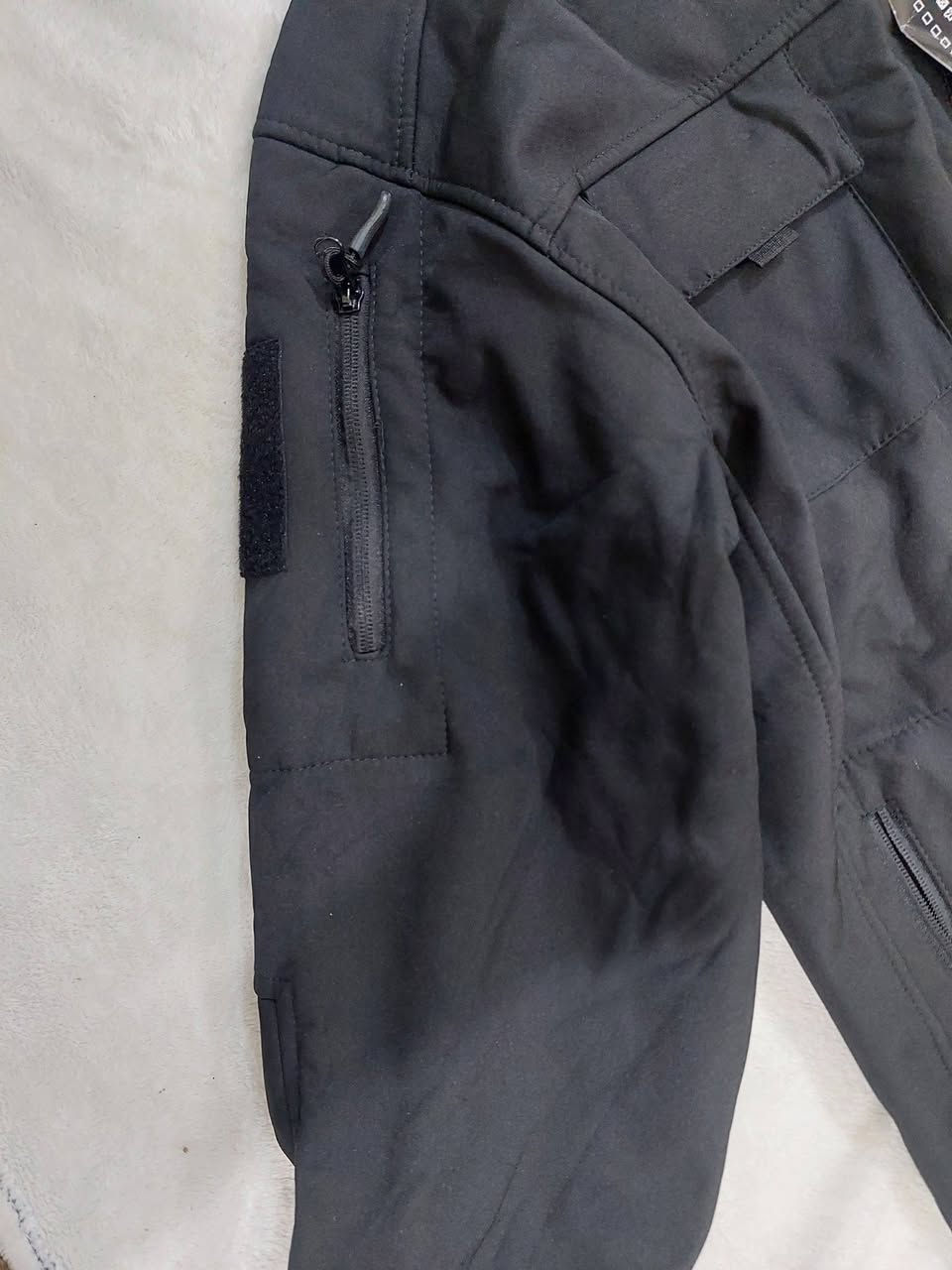 تراكات عدد ثنين شي راقي ماركات عالمية سعر الواحد 30 الف سعر ثنينهن احسبهم 50الف توصيل موجود


**إذا كنت صاحب هذا الإعلان وتريد حذفه لأي سبب، رجاءا أرسل رسالة إلى الدعم الفني**