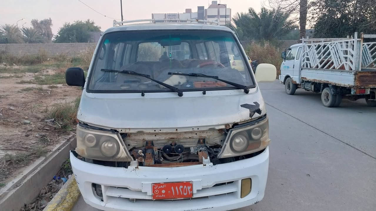 سلام عليكم كيه مديل 2009 سياره بسمي سعر 35 وبيهة مجال 
العنوان بغداد 
ملاحضه:بيع او مراوس 
كير ومحرك ففتي 2500 اقتصادي 
رقم: ***********
