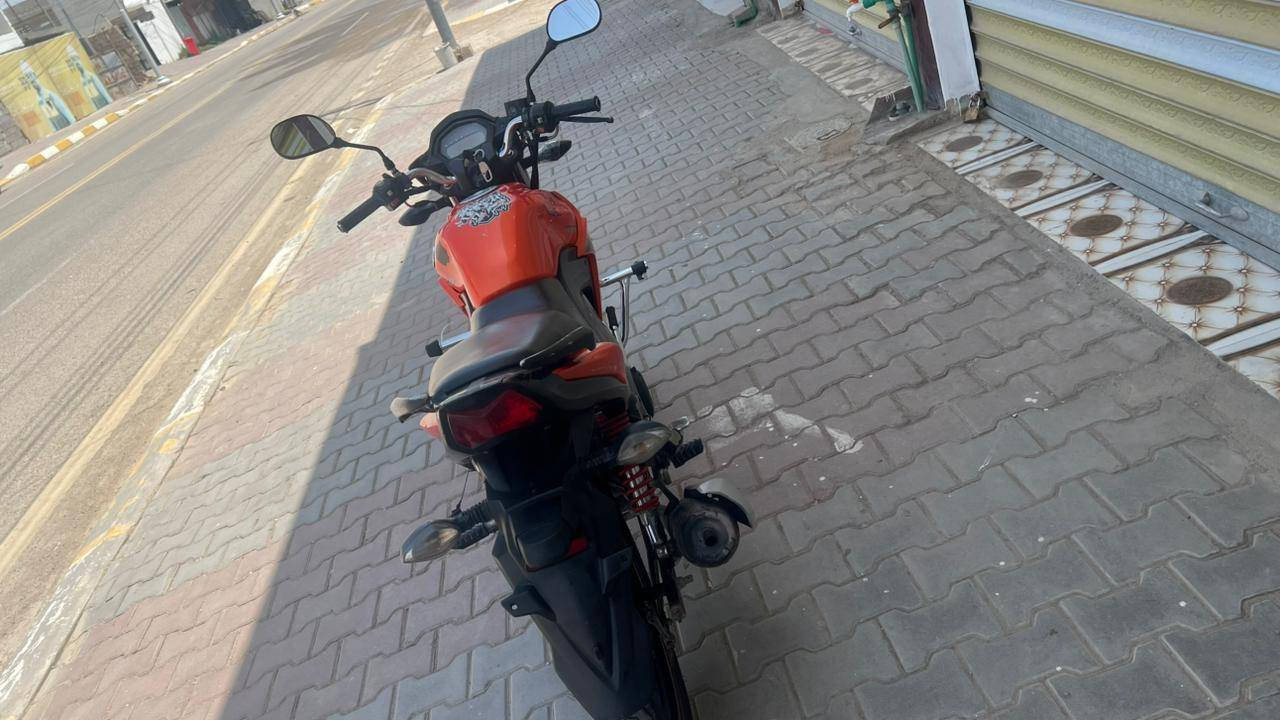 هاوجي للبيع موديل 2020.دراجه نضافة خير من الله  محرك بلادي ممدود عليه سبانه   مكمرك وكامل حتى قرص مسحوب بس تروح تسجل. السعر  مليون و650 وبي مجال قليل. 
***********
