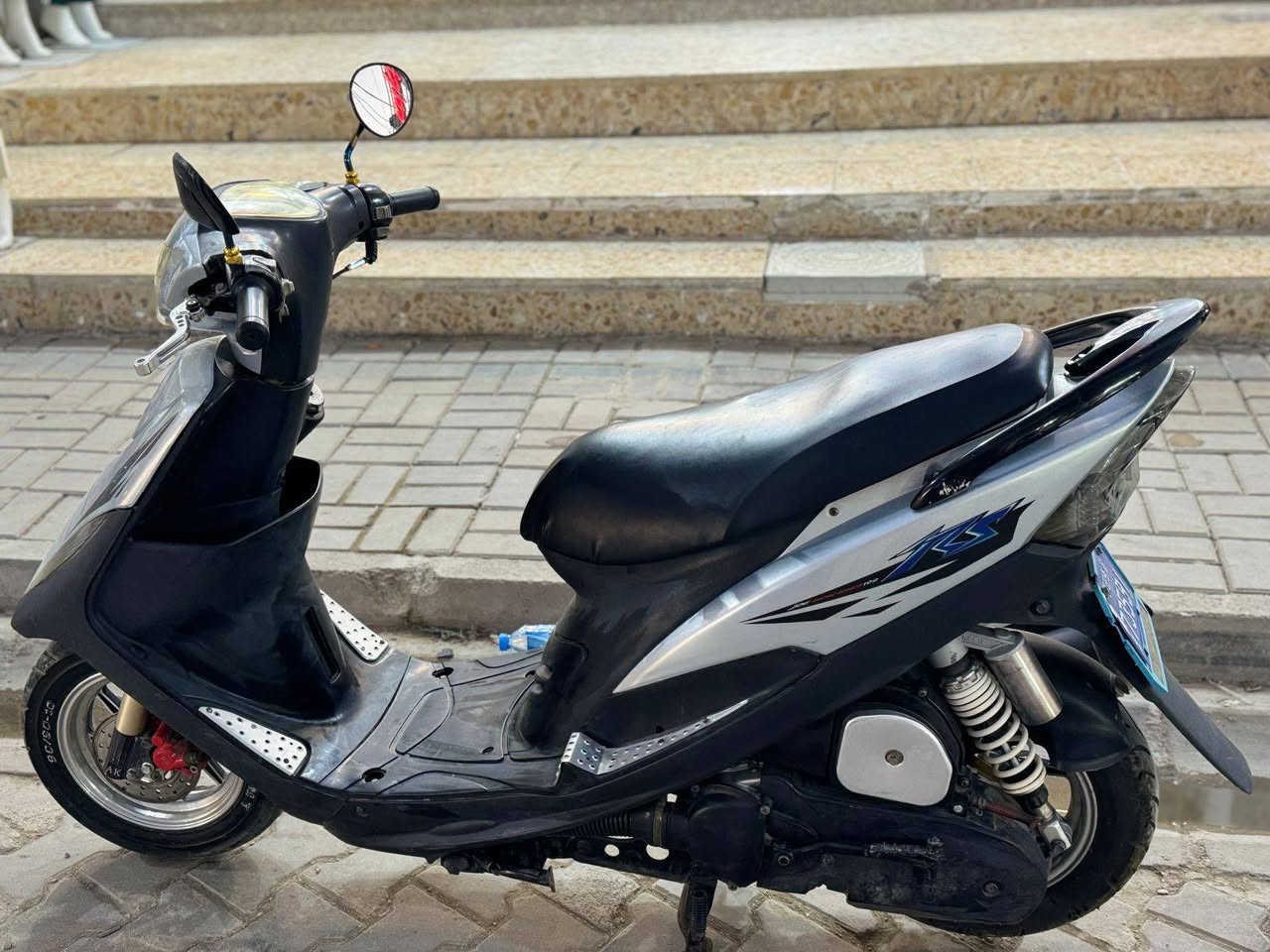 سلام عليكم ...ماكس 55 
السعر 900 وبيهه مجال 
 للأستفسار الرقم ***********
