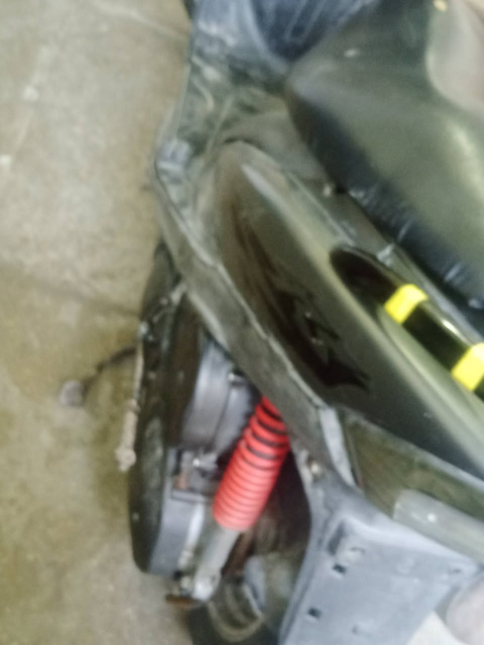 سلام عليكم دراجه ماكس عدله دراجه بلاديه أي شي بلادي بيه دراجه خير من الله شغلات الكهربائية  بيه واله رياضيه وصانصه صجميه كاتمم وبيه قبق فلاوين وقطره رياضية مكاني مدينه الصدر سعره 450وبيه مجال رقمي ***********دراجه كوم حديد اكفلك فقط سرقه
