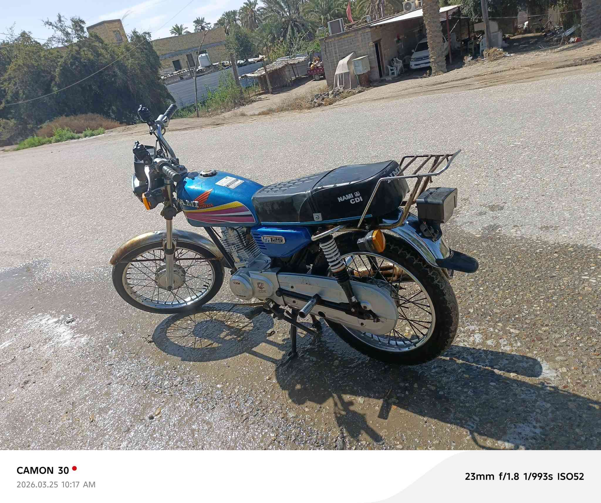 سلام عليكم
عمي دراجه نامه البيع موديل 18
وراق درجه كله شغاله خير من الله 
وهذا رقمي ***********الشراي بي خير ويدلل
