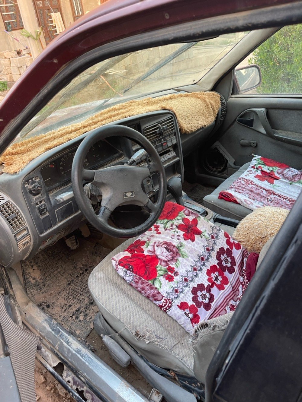 سيارة اوميگا اوبل ستيشن 
العنوان ديالى -المقدادية
سيارة شوفت عينكم نضيفه ومرتبه 
السنوية ساقطه وباسمي تريد وكاله تريد تحويل 
قبل فترة بدلت مكينه جديدة خير من الله 
