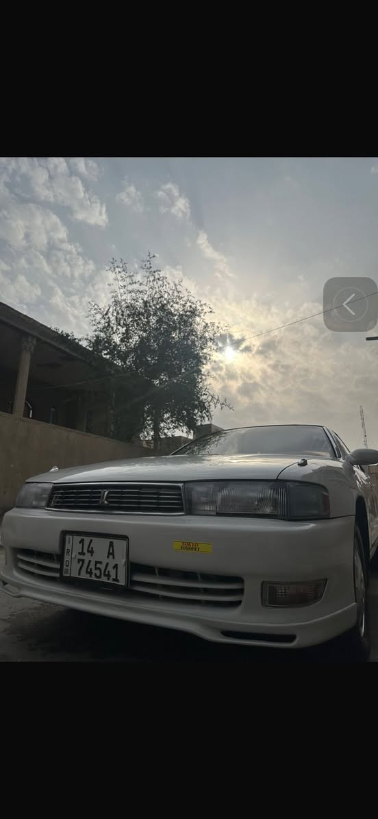 سلام عليكم كرسته مديل ١٩٩٣مكفوله من لكص ونقل جثه وضربه لقويه مرشوشه جماليه فقط مكينه وكير ونجي جديد حداده تخم تاير تبريد كهرباىيات كلها شغاله سنويه ل ٢٠٢٩ رقم بصره لعنوان الزبير حي لخطووه ***********
