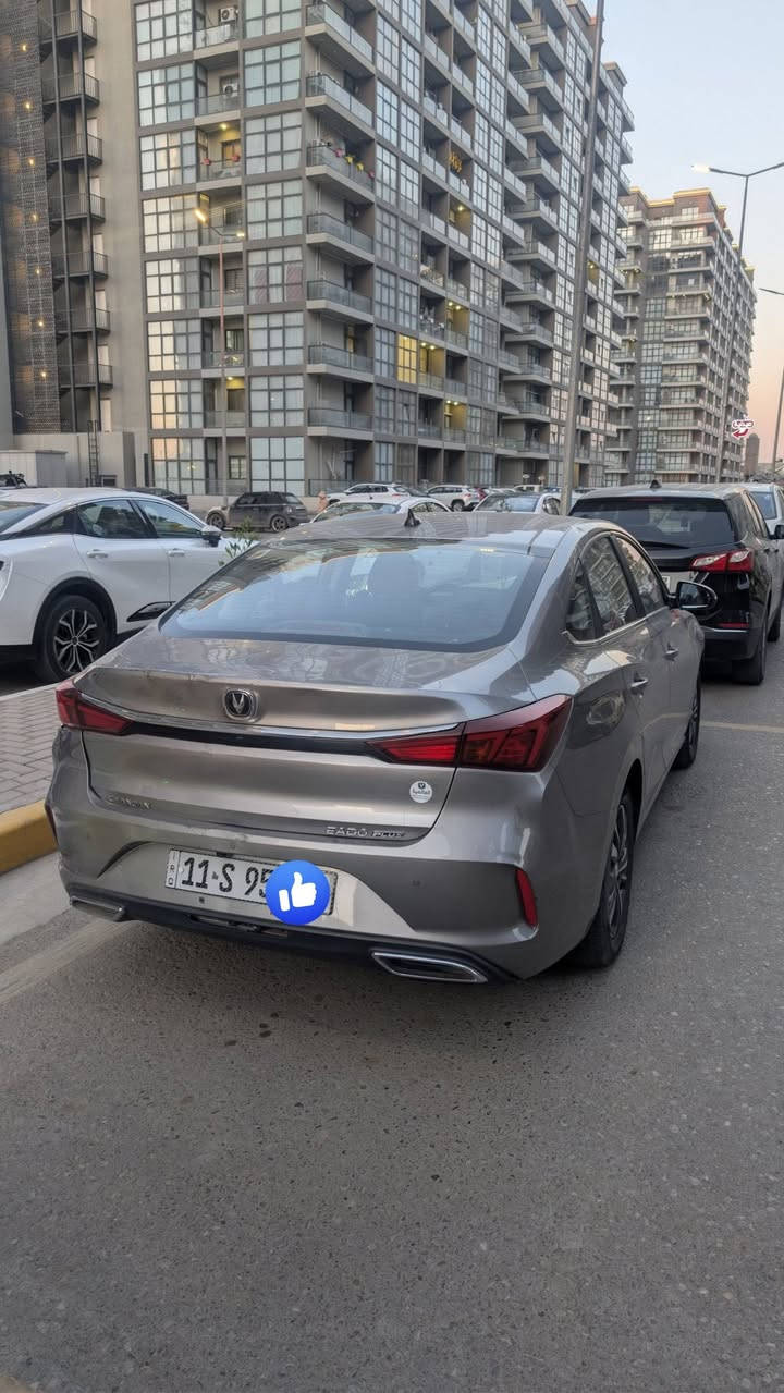 نقد فقط بيع
شانجان ايدو بلس موديل 2022 للبيع ب 92 ورقة قفلها.

محرك 1600 تنفس طبيعي

السيارة رقم بغداد بأسمي التحويل ثاني يوم

محرگ وكير وتبريد مكفول زين ما بيها صبغ بيها بارد وشخوط مبينه بالصور.

مكان السيارة حي الجهاد. 

***********

مواصفاتها فتحة وكاميرا خلفية وحساسات دخول ذكي والباقي معروف.
