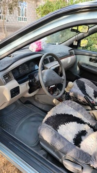 نيسان صني • ١٩٩٤ • التاجي