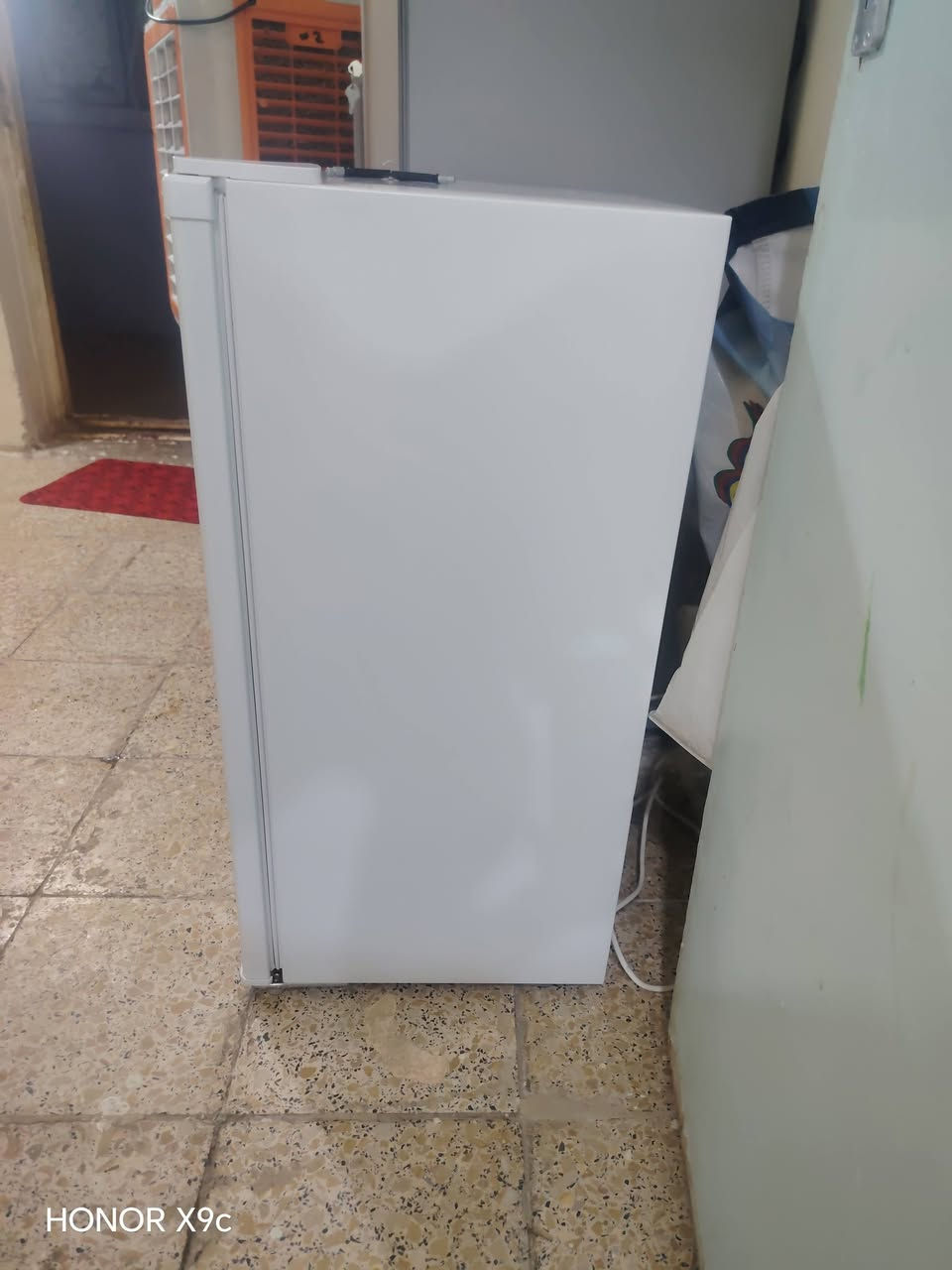 سلام عليكم ثلاجه 6قدم استعمال شهرين جديده بيع بسبب لحجم نظافه اخت جديده مكان كربلاء حي  تعاون
السعر 80 لتواصل
***********
