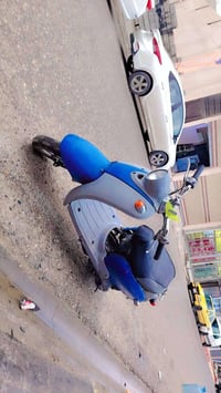 عبد الحليم للبيع دراجه حلوه ناعمه لايت شغل بس يحتاج باتري سعره اب 175 ...