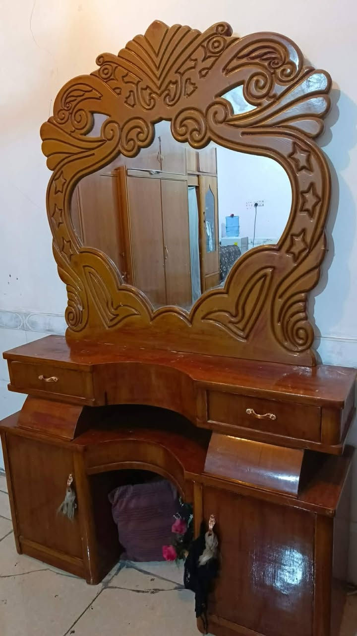 غرفه تسكام نجاره صاج كنتور طابقين 500 
~~~~~~~~
وياكم مندوبه وهذا مصدر رزقي
العنده اثاث للبيع يدزه خاص ابيعه نفس اليوم


**إذا كنت صاحب هذا الإعلان وتريد حذفه لأي سبب، رجاءا أرسل رسالة إلى الدعم الفني**