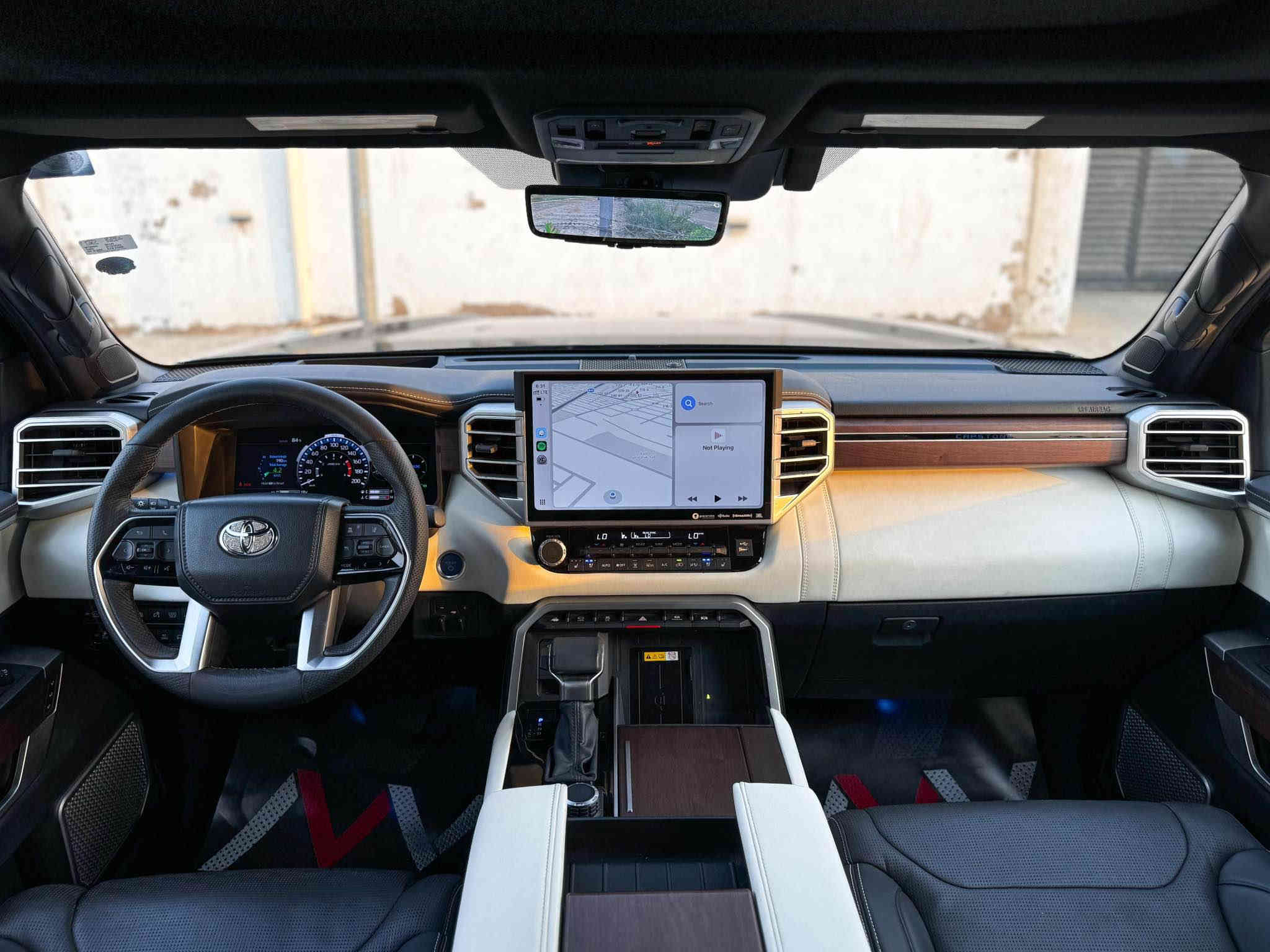 للبيع تويوتا سيكويا كابستون 2023 فول مواصفات 

حادثهة تقرير غرق فقط السيارة بداخل المزاد شغالة و تمشي و بدون اي مسج 
 
محرك السيار V6 3.5 تون توربو  هايبرد 

المواصفات
بانوراما 
3 شاشات 
4 مقاعد تدفئة و تبريد
رادار (امامي+خلفي+جانبي)
تثبيت مسار قيادة ذاتية 
5كامرات محيطية و المراية الوسطية كامرة
عدادات دجتل
سستم صوت jbl
دوس كهرباء
صندوق كهرباء
الابواب كلهم دخول ذكي بصمة 
بردات بل بوب الجام الخلفي. بلاديات 
السيارة بيهة بصمتين يعني مفتاحين 

السيارة مكفولة كفالة عامة من كلشي شخط او صبغ او عطل او اي تصليح حالهة حال الكلين و شرط الفحص

السيارة ماشية 28 الف ميل
السعر 62 الف دولار 

للاستفسار ***********
مكان السيارة بغداد بغداد
