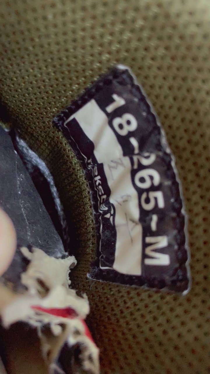 مارينز يلبس ٤٢ مريح طبي بسطال باله ٥٥ الف مكان بغداد ***********
