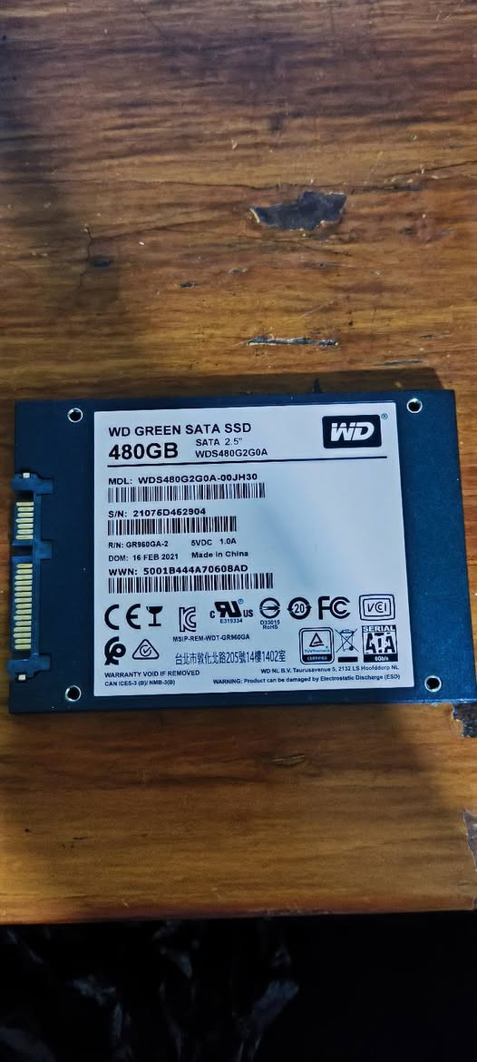 Ssd512 و hdd 1T للبيع بس بيهم خلل
الssd يتصل بالحاسبة و صورته موجودة بس يرجع يفصل تلقائي،
و الهارد العادي من احاول اسويله فورمات تطلع خطا موحود بالصور 
ادفع اي سعر مكاني موصل حي سومر
***********
